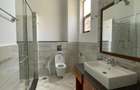 Serviced 4 Bed Apartment with En Suite in Nyali Area - 6