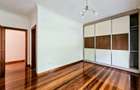5 Bed Townhouse with En Suite in Kileleshwa - 10