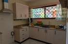 3 Bed House with En Suite in Lavington - 8