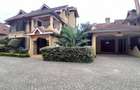 5 Bed Townhouse with En Suite at Lavington - 1