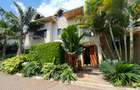 5 Bed Townhouse with En Suite in Lavington - 1