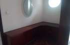 4 Bed Villa with En Suite in Brookside - 25