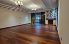 7 Bed Villa with En Suite in Nyari - 19