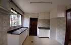5 Bed Townhouse with En Suite at Lavington - 18