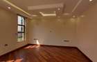 5 Bed Townhouse with En Suite in Kileleshwa - 10