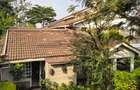 7 Bed House with En Suite at Streamdrive - 3