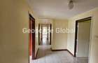 4 Bed House with En Suite in Runda - 9