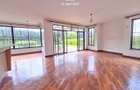 4 Bed Townhouse with En Suite at Ridgeways - 14