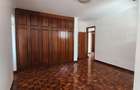 5 Bed Townhouse with En Suite in Kileleshwa - 10