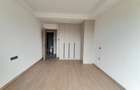 3 Bed Apartment with En Suite at Riverside Drive - 7