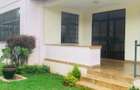 4 Bed Townhouse with En Suite in Lavington - 9