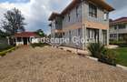 3 Bed House with En Suite in Nyari - 1