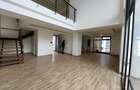 4 Bed Apartment with En Suite at Riverside Drive - 6