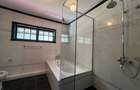 4 Bed Townhouse with En Suite at Riverside Dr - 13