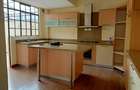 4 Bed House with En Suite in Ridgeways - 7