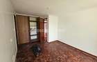 5 Bed House with En Suite in Rosslyn - 8