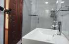 5 Bed Townhouse with En Suite in Lavington - 9