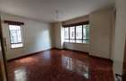 3 Bed Apartment with En Suite at Lavington - 11