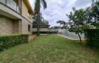 5 Bed Townhouse with En Suite in Lavington - 3