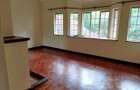 5 Bed House with En Suite in Rosslyn - 3