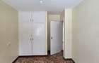 5 Bed Townhouse with En Suite in Brookside - 16