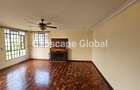 5 Bed House with En Suite in Runda - 10