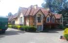5 Bed Townhouse with En Suite at Lavington - 1
