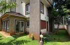 5 Bed Villa with En Suite in Lavington - 1