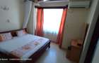 Serviced 3 Bed Apartment with En Suite at 5Th Avenue - 10