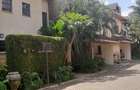 5 Bed Villa with En Suite at Lavington - 16