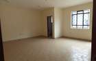 7,530 ft² Warehouse in Ruaraka - 7