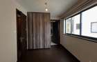 4 Bed Apartment with En Suite at Valley Arcade - 8