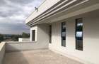 5 Bed House with En Suite at Rimpa Road - 10