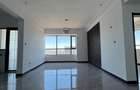4 Bed Apartment with En Suite in Valley Arcade - 8