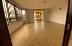 8 Bed Apartment with En Suite at Lavington - 9