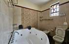 5 Bed Townhouse with En Suite in Kileleshwa - 15
