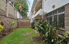 5 Bed Townhouse with En Suite in Lavington - 3