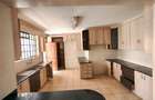 3 Bed Apartment with En Suite at Parklands - 12