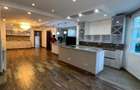 6 Bed House with En Suite in Runda - 4