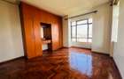 3 Bed Apartment with En Suite in Kilimani - 12