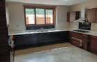 5 Bed House with En Suite in Runda - 11