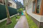 6 Bed Townhouse with En Suite in Lavington - 18
