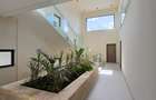 5 Bed Townhouse with En Suite in Kyuna - 11
