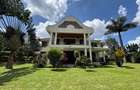 6 Bed House with En Suite in Runda - 1