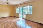 5 Bed Townhouse with En Suite at Mandera Road - 20