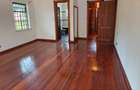 5 Bed Townhouse with En Suite in Spring Valley - 7