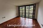 5 Bed House with En Suite at Lavington Green - 12