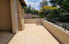 5 Bed Townhouse with En Suite at Lavington - 18