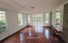 4 Bed House with Swimming Pool in Rosslyn - 2