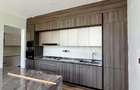 5 Bed Villa with En Suite in Runda - 3